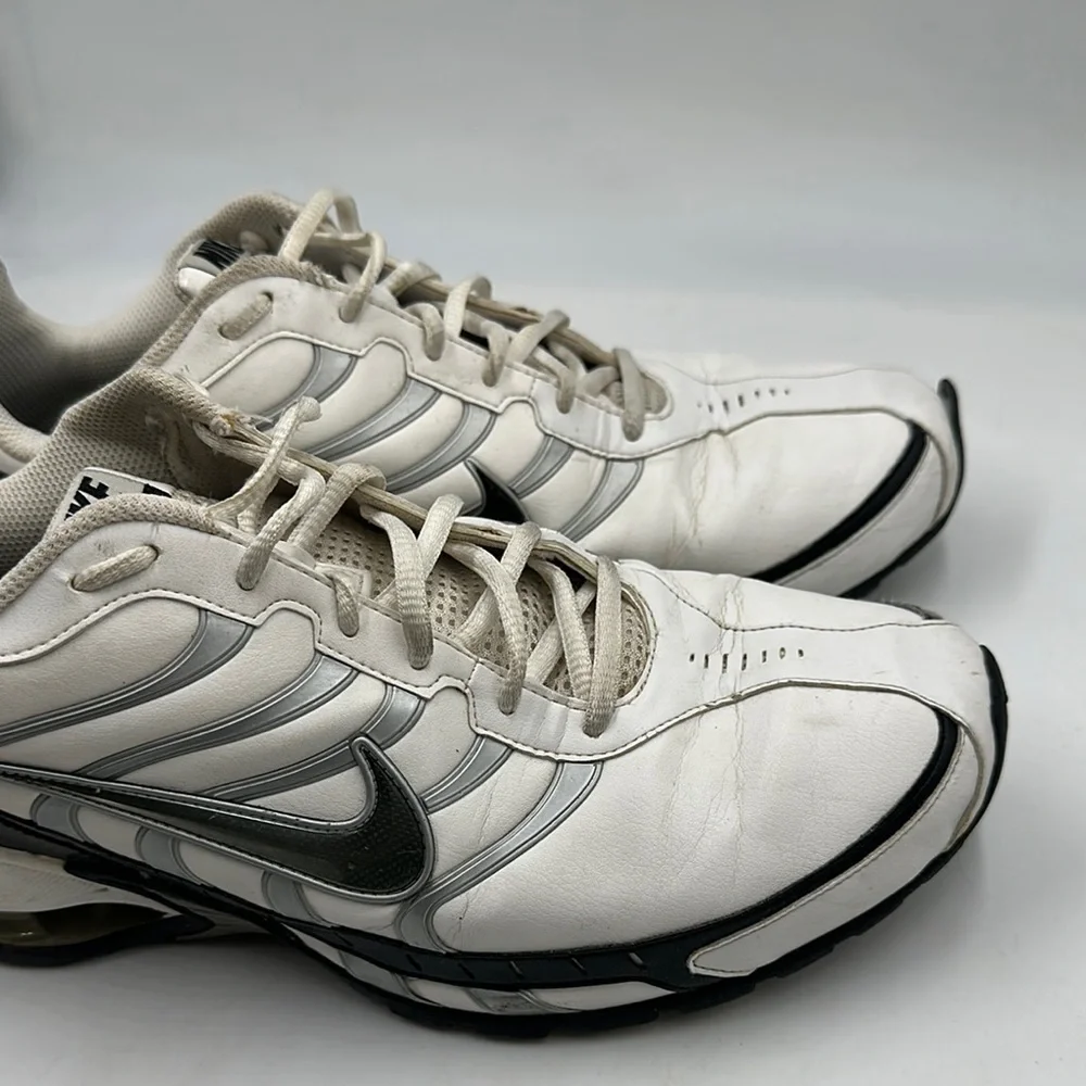 Nike Reax Run 3 Shoes Womens Size 11 White Leather Mesh Lace Up Low Top Sneakers